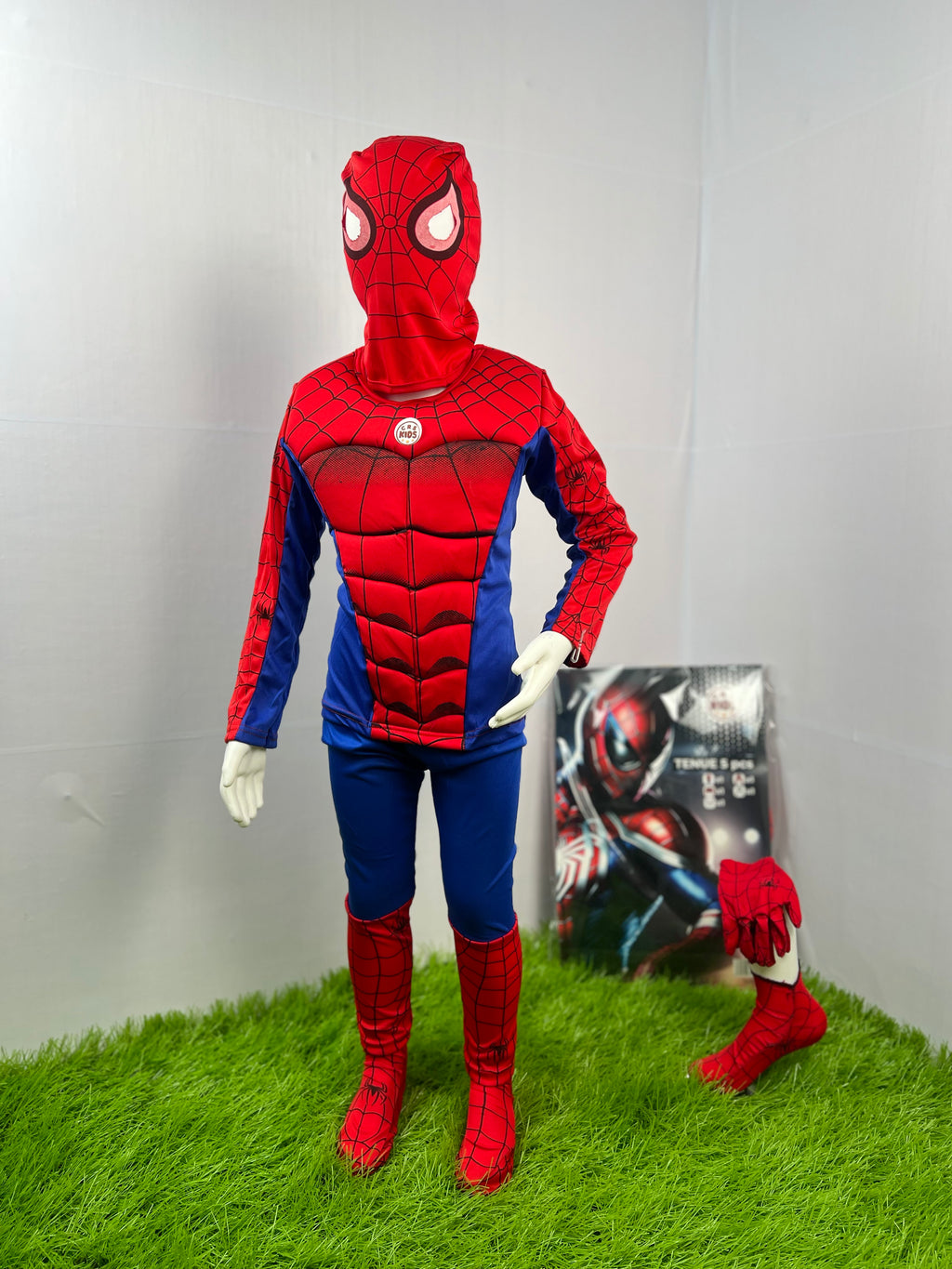 لبسة سبايدرمان– 5 قطع 🕷️